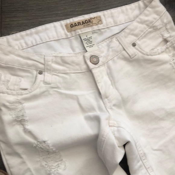White Distressed Jeans Garage Size 0 - Picture 5 of 5